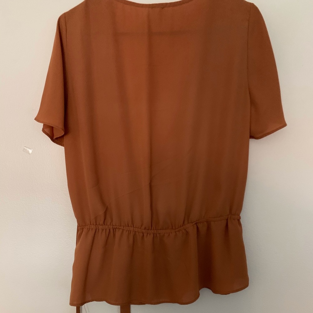 Flowy top - Picture 2 of 2